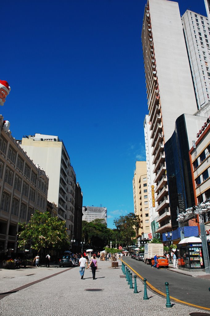 "rua xv de novembro , curitiba , pr , brasil " by edson rosa