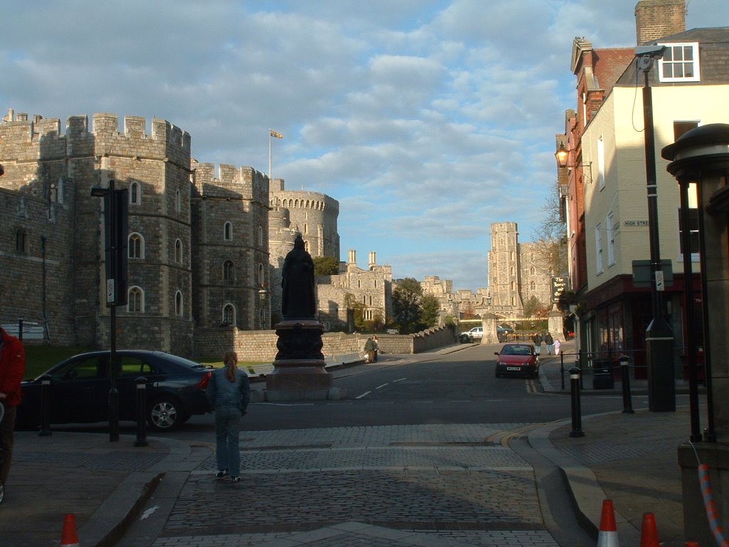 Windsor Castle by olalang