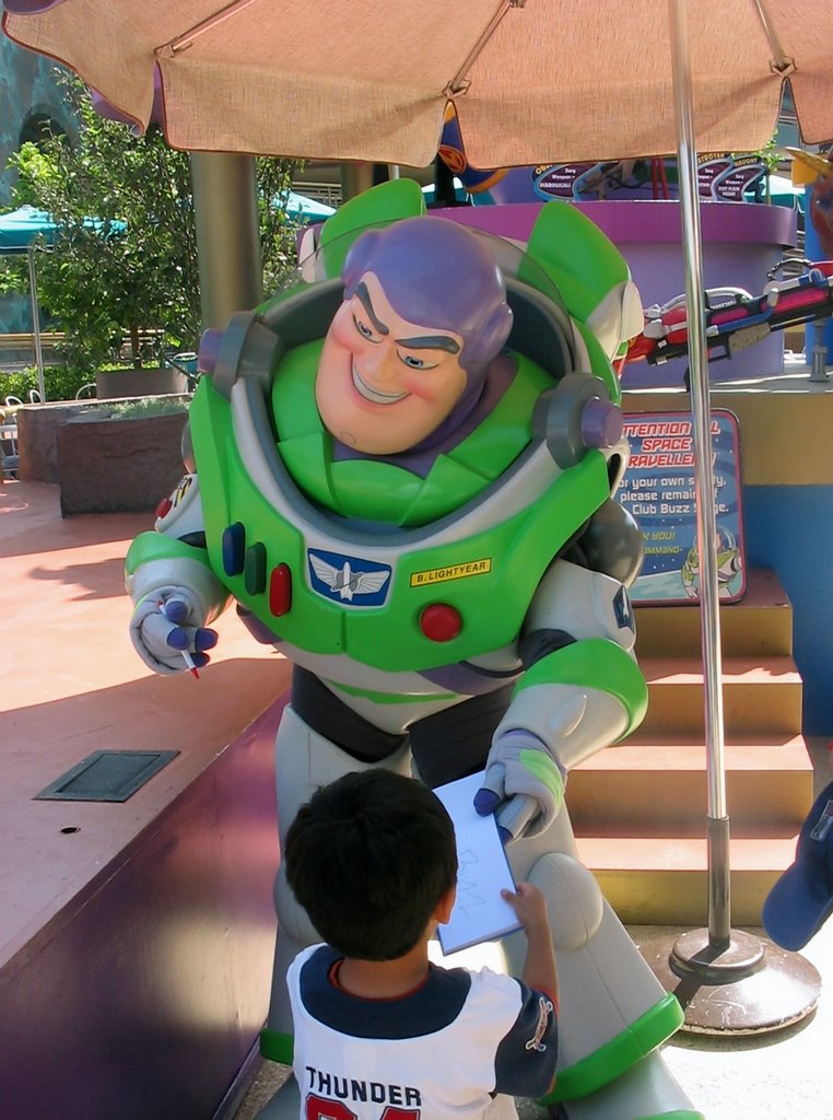 BuzzLightYear, DisneyLand, Anaheim, California by Pervez Akhtar