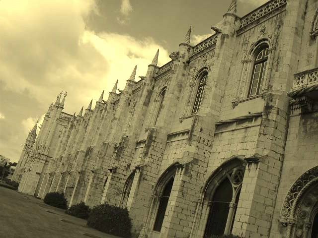 Lisbon, Portugal by Gema Perales Gonzále…