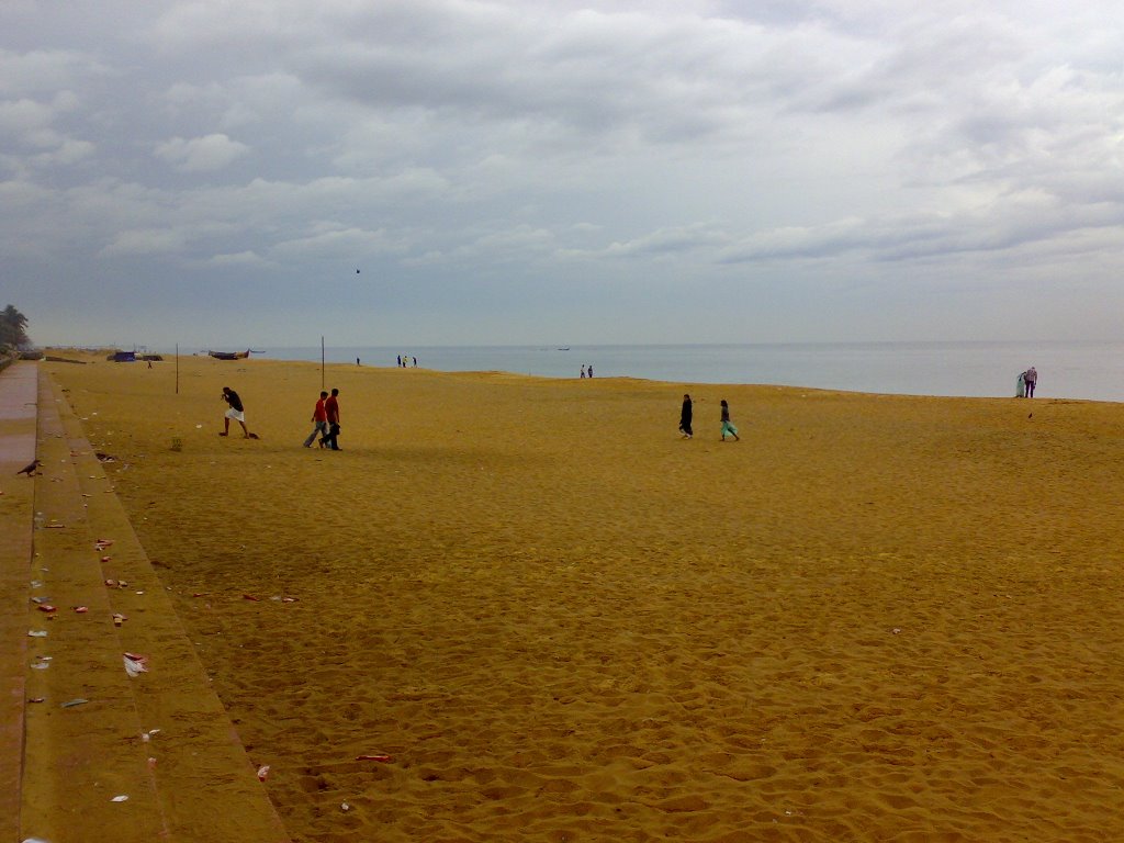 Beach-Sankhumugam- Thuruvananthapuram by johanjeggy