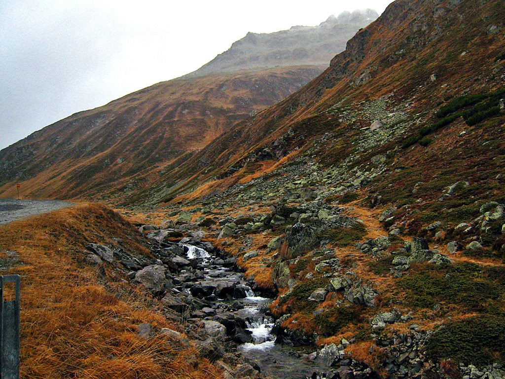 A stream in Flüelapass by CarmelH