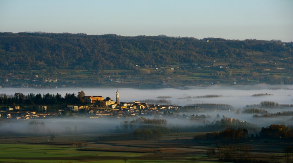 Azeglio dal castello di Masino by Giuseppe Brunello