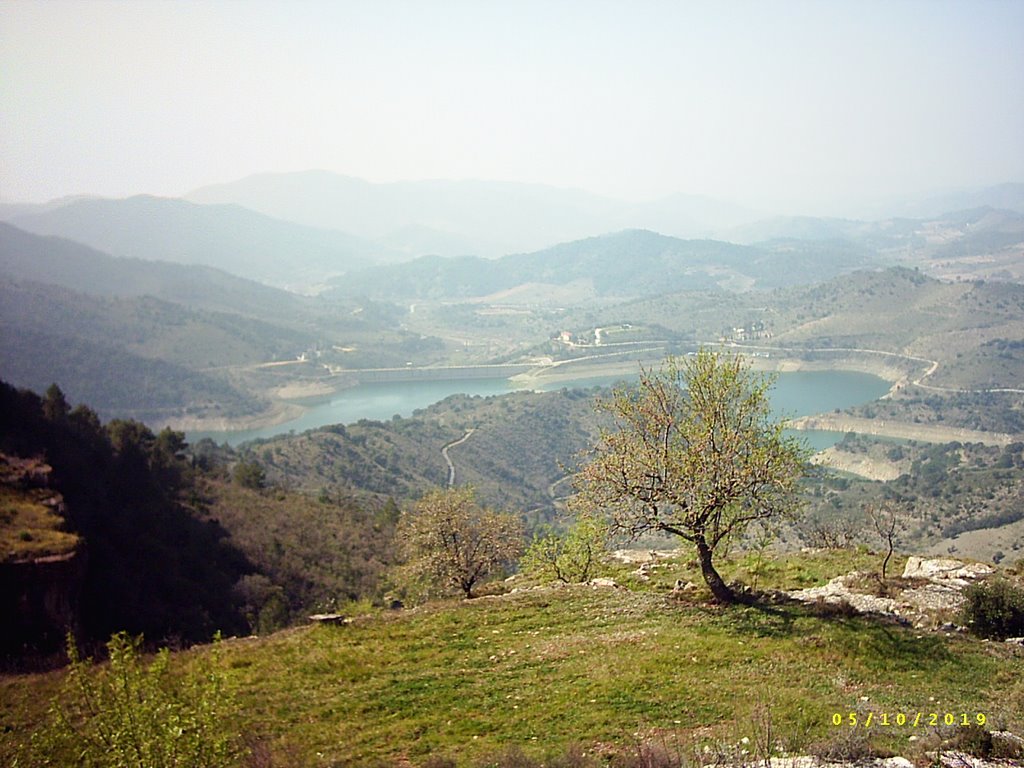 Pantano de Siurana by Victor Griso