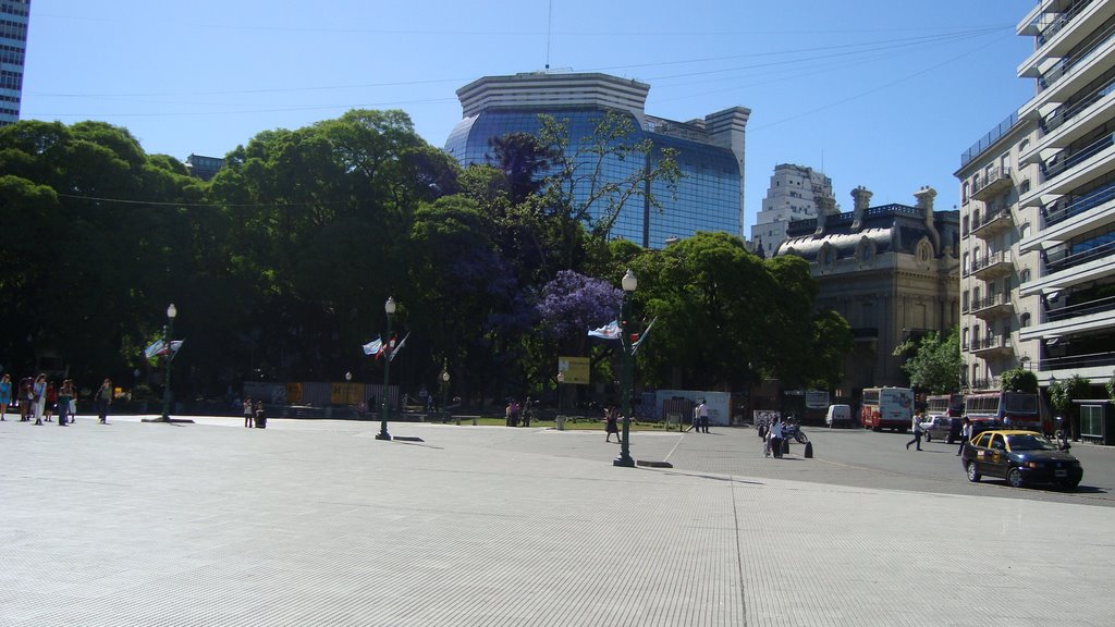 Alrededor de Parque San Martin by Mariano.