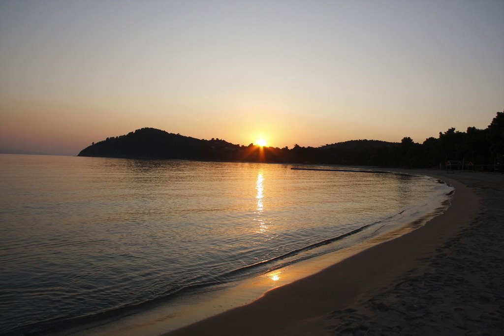 Koukounairies sunset by Henk Maurer