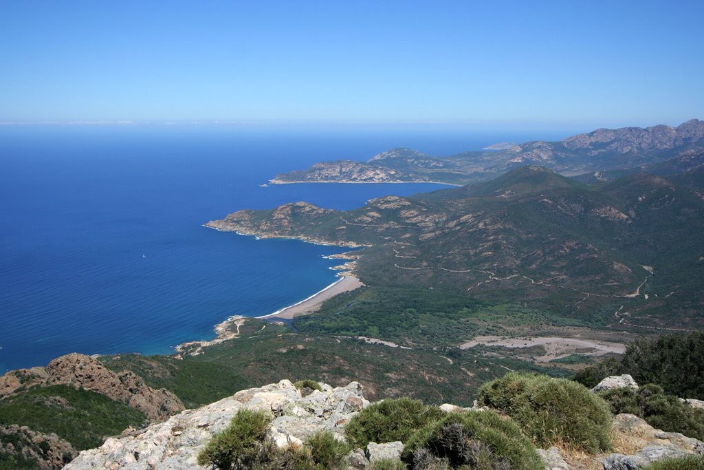 La côte au nord de Capu Tondu by ceky