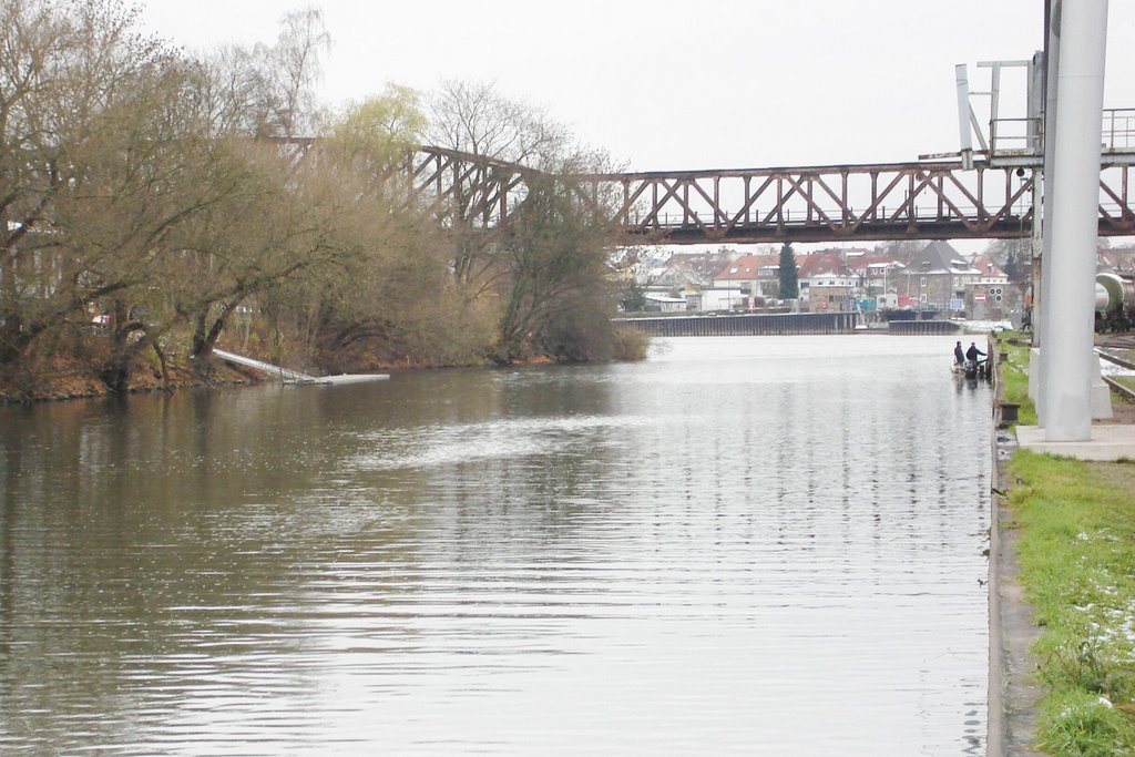 Hafen im November 2008, Übungsfahrt zum Sportboot-Führerschein See by K-D Heinrich