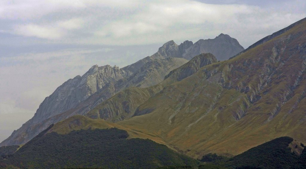 Campotosto, Province of L'Aquila, Italy by Stefano gramitto ric…