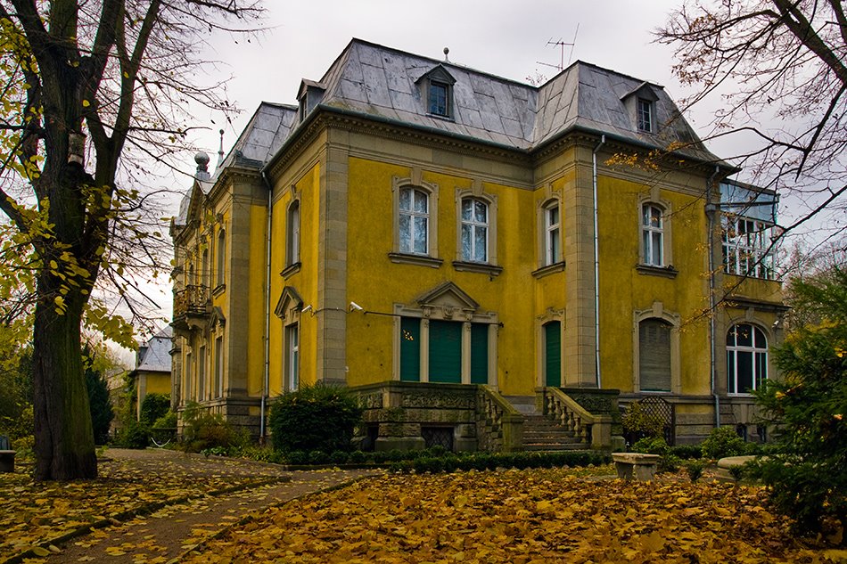 Muzeum Lubuskie im. Jana Dekerta by Jerzy Malicki