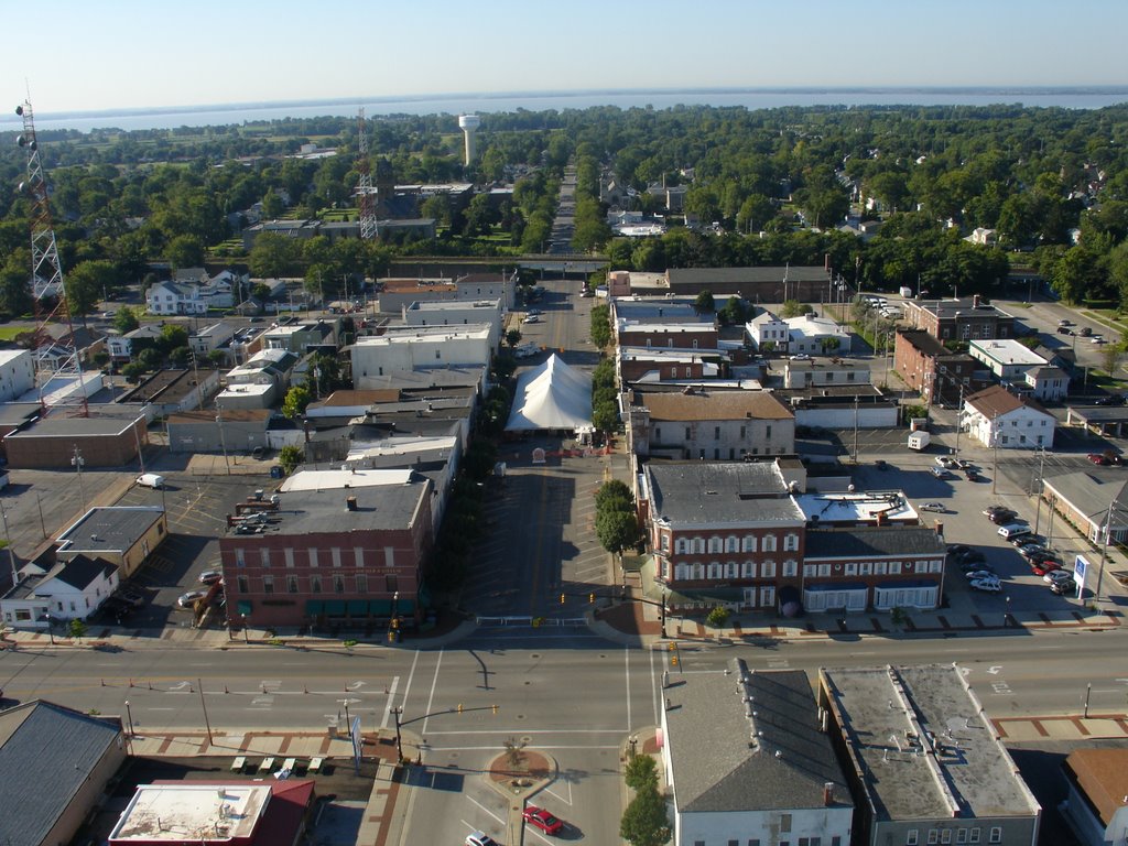 Port Clinton, Downtown by DElter