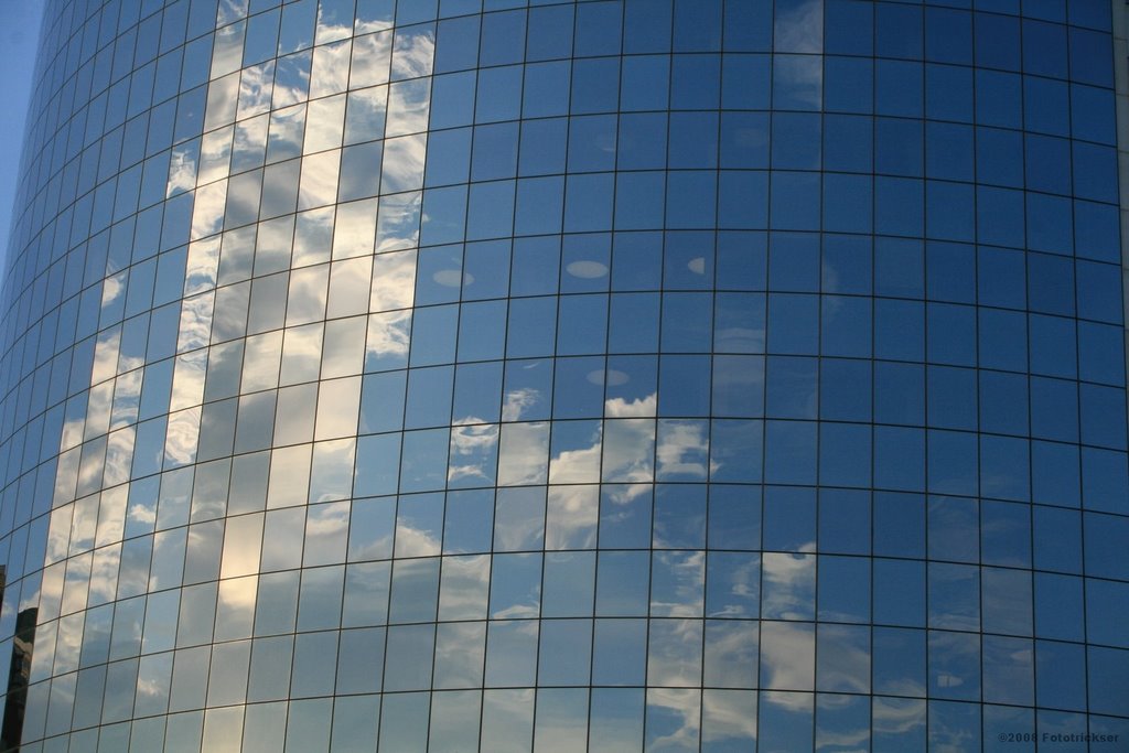 Skyscraper at Battery Park NY by Fototrickser