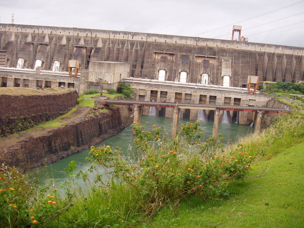 The gigantic Itaipu Dam - Iguassu by SzJu