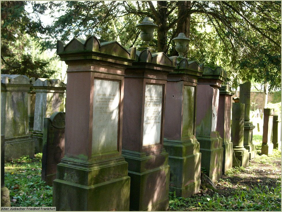 Alter Jüdischer Friedhof by ostendfaxpost