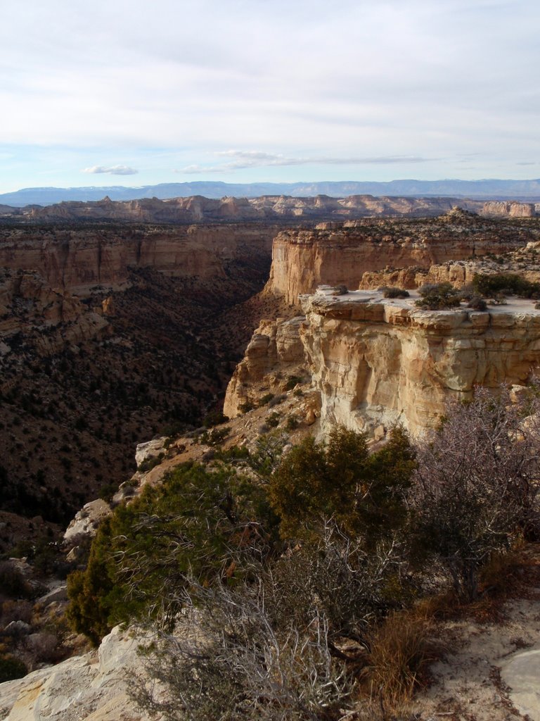 San Rafael Swell scenery by BoulderTraveler