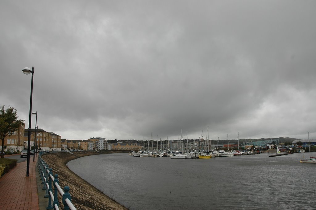 Penarth Bay, Cardiff by FreeBird Mani