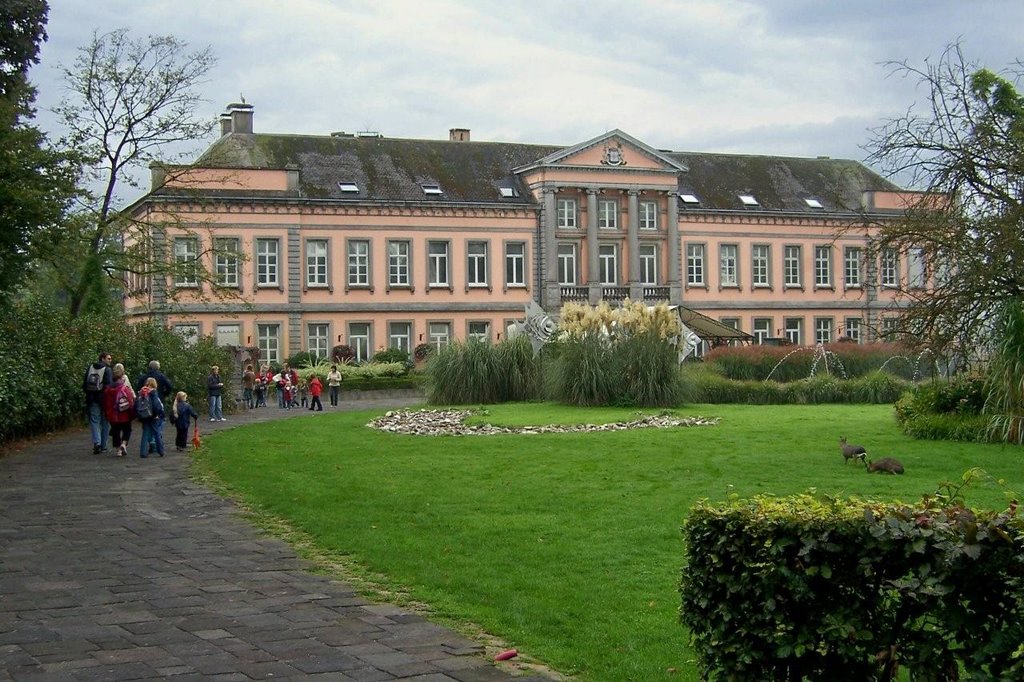 Brugelette, Parc Paradisio - Le Chateau de Cambron by © Jos Van de Velde