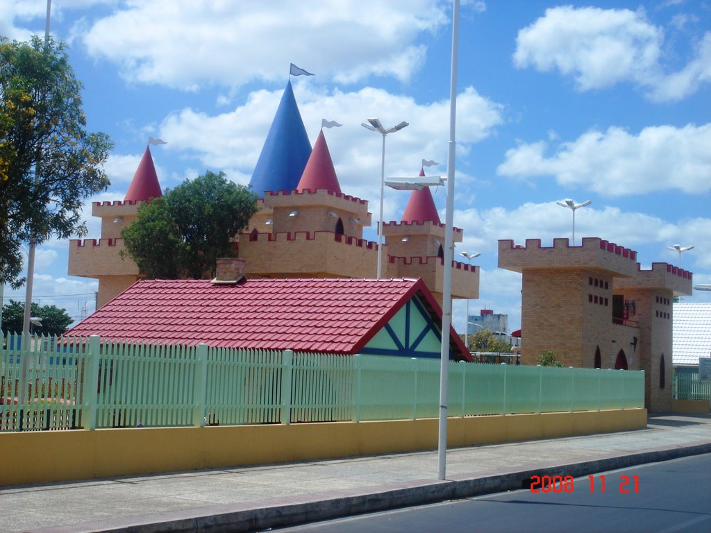 Mossoró: Parque da criança. by Walter  Leite