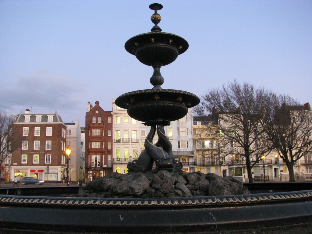 Old Steine Fountain - Brighton & Hove, U.K. by faria_mario@hotmail.…