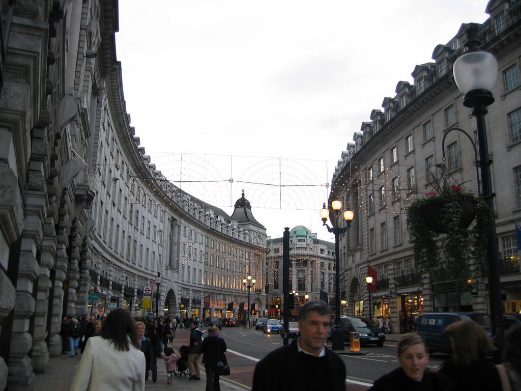 Regent Street by bearfly