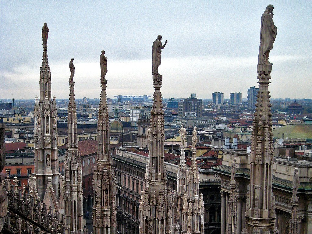 Milano Cathedral roof by Carmel Horowitz