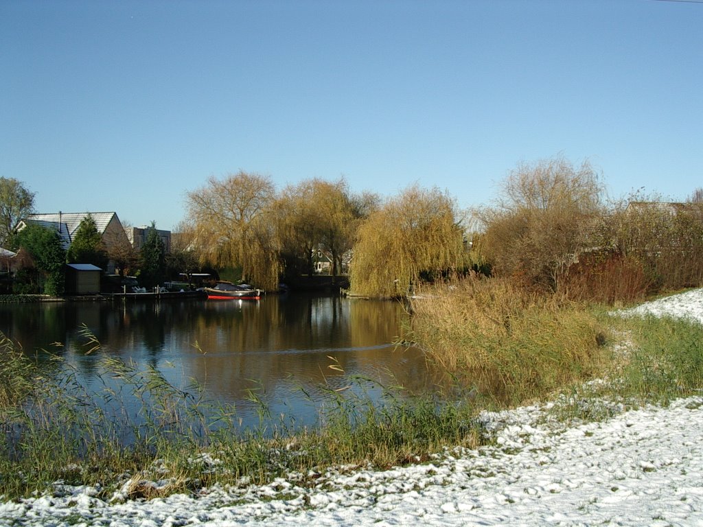 Almere - rondje almerder strand by Stojan Nejkov