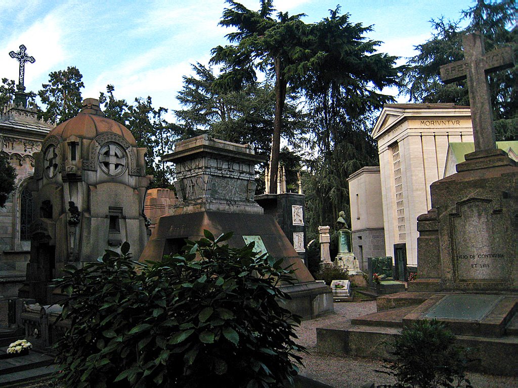 Cimitero Monumentale by Carmel Horowitz