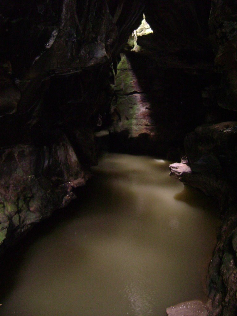 Rio Itararé na Gruta da Santa by JBruno Lopes