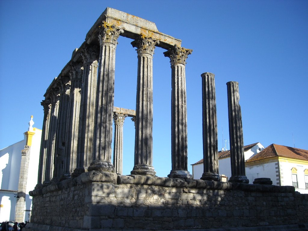 Evora, templo de Diana. Noviembre de 2008 by viajeroandaluz