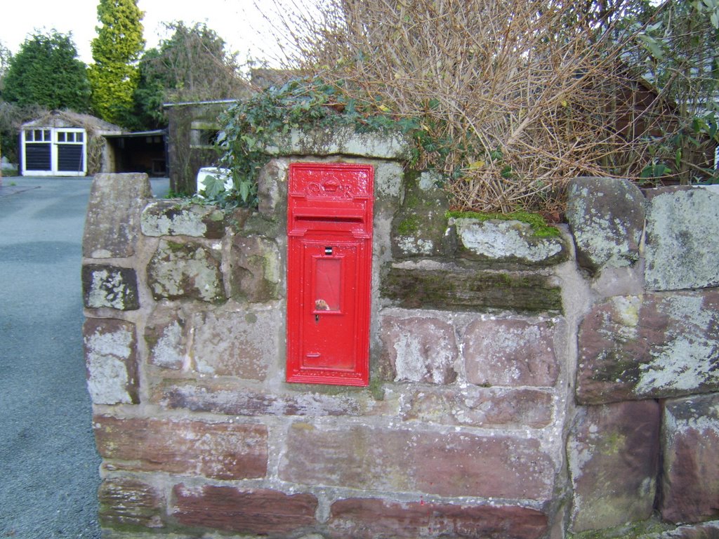 Little Budworth post box, collection Monday ? by Bigdutchman