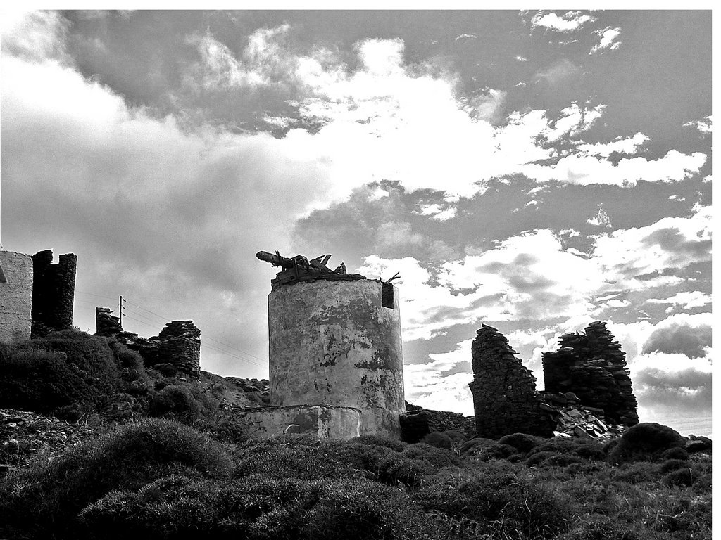 Windmill in Tinos by Yiannis Gryparis