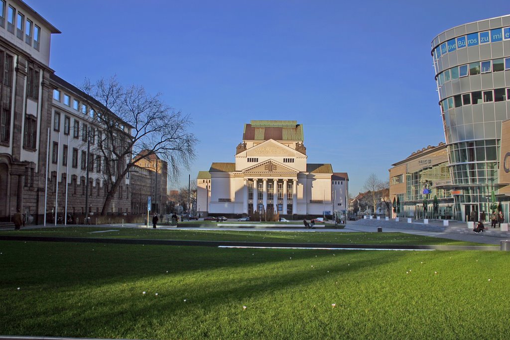 König-Heinrich-Platz by Tobias Sieben