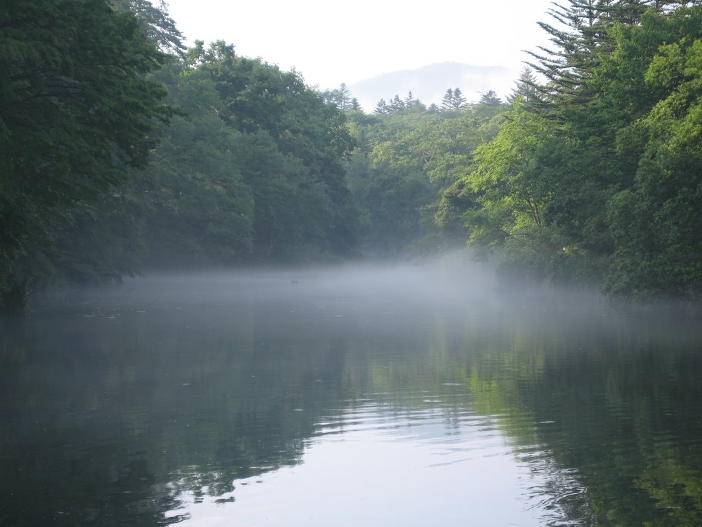 Karuizawa Kumoba pond, early summer by tokyolullaby