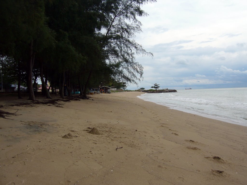 Pantai Puteri Tanjong Kling，丹绒吉宁海滩 by Shengwei=圣慰