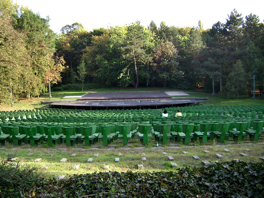 Szabadtéri színpad - Open-air stage, English park, Oct.12,2008 by PanoramioHungary