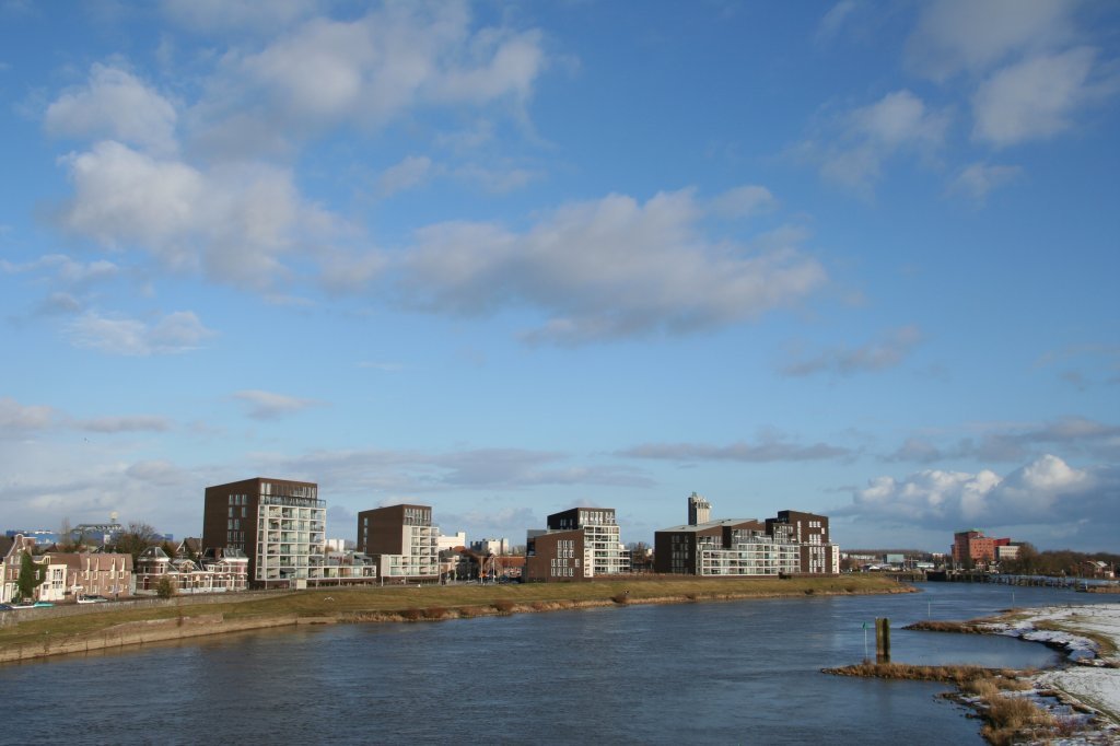 Nieuwbouw aan de IJssel by gebkos