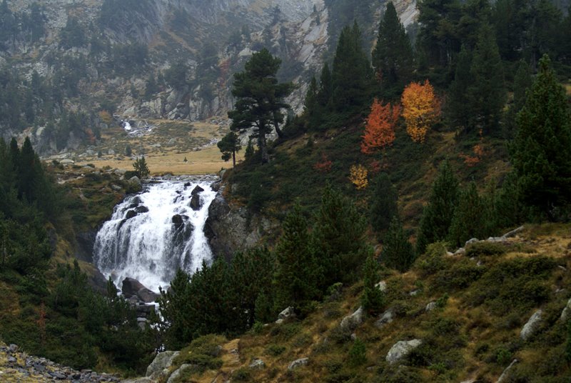 Cascada de Aiguallut (Benasque - Huesca) by elkadulma