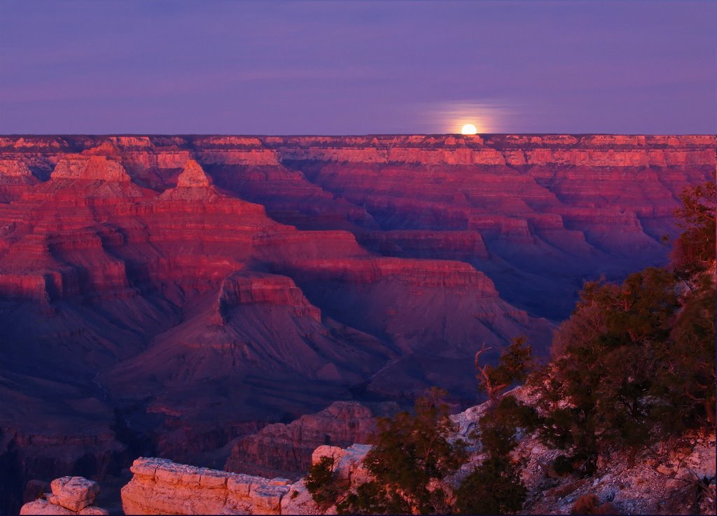 Yavapai Point moonrise (2008) by Attila Szücs