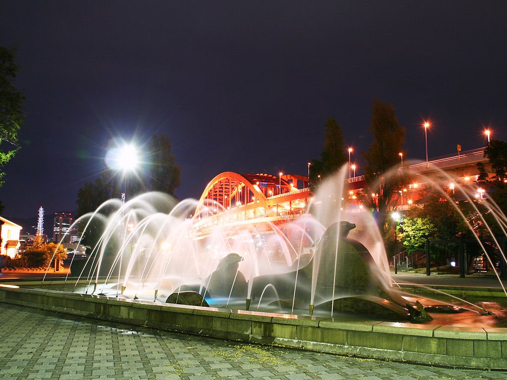 神戸ポーアイ北公園と神戸大橋 by ＭＡＲＩ．