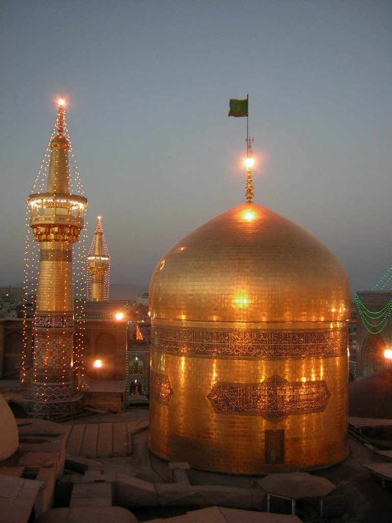 گنبد طلاي حرم امام رضا عليه السلام  Golden Dome of Imam Reza's Shrine by Mashhad