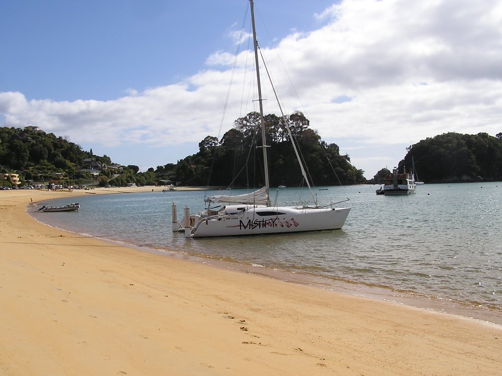 Kaiteriteri, NZ by Lenka Daems