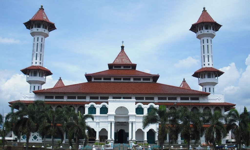 Mesjid Agung Cianjur by Samu Dera