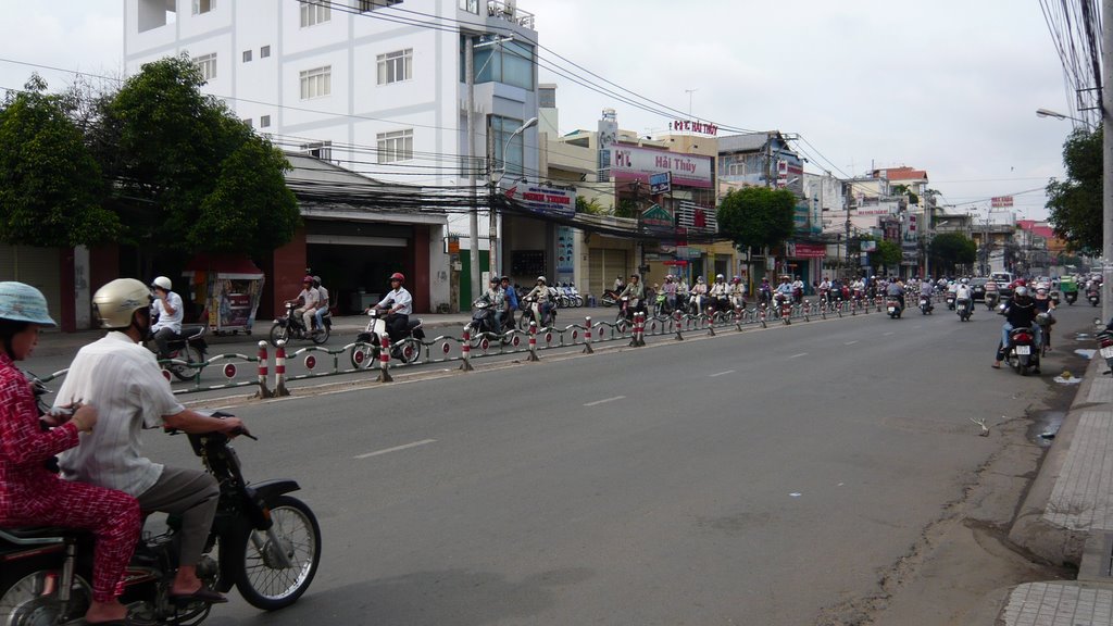 Phan đăng Lưu Street - Phú Nhuận by miclegrand