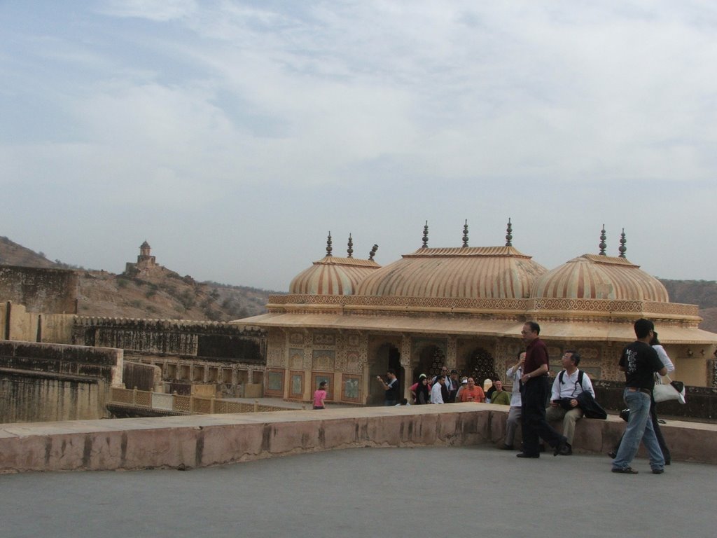 Jaipur Amer. fort by Olive Kirk