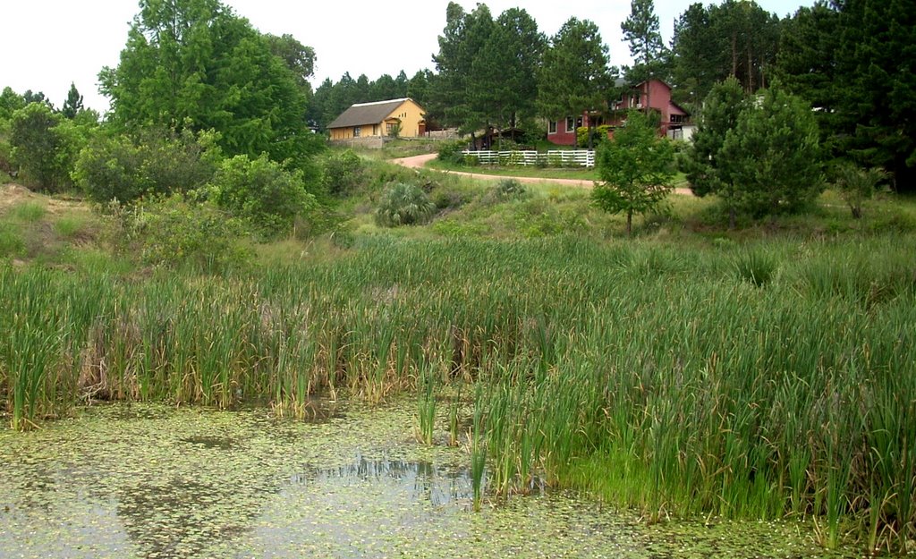 Balneario Iporá, Tacuarembó. Λίμνη Iπορά, Tακουαρεμβό by Gerardo Silveira