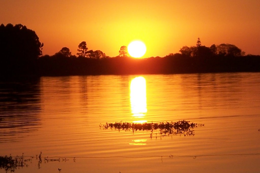 Atardecer s/Lago Salto Grande-Federación (N) by albarosa