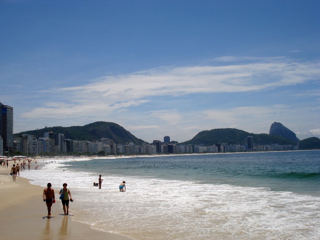 Copacabana, RJ, Brasil. by stn