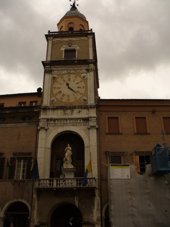 Modena - Palazzo Comunale - Piazza Grande by jeffwarder