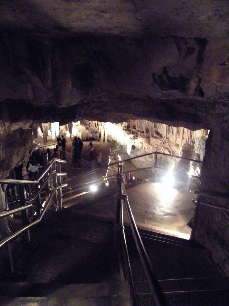 Stalagmites Stalactites oh my by alishap