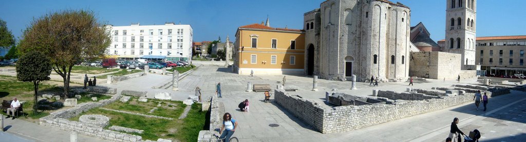 Forum with St. Donat, panorama by antecepic